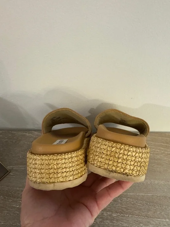 Steve Madden Tan Woven raffia Slide Mules with Gold Accent - Picture 8 of 11